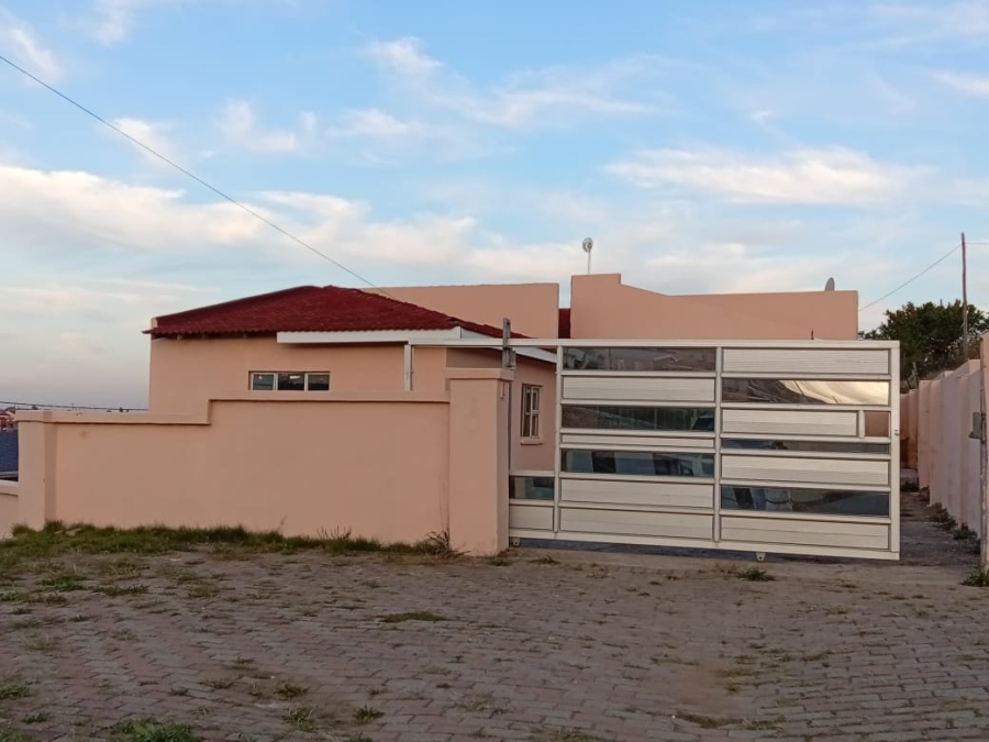 4 Bedroom Property for Sale in Mdantsane Nu 16 Eastern Cape